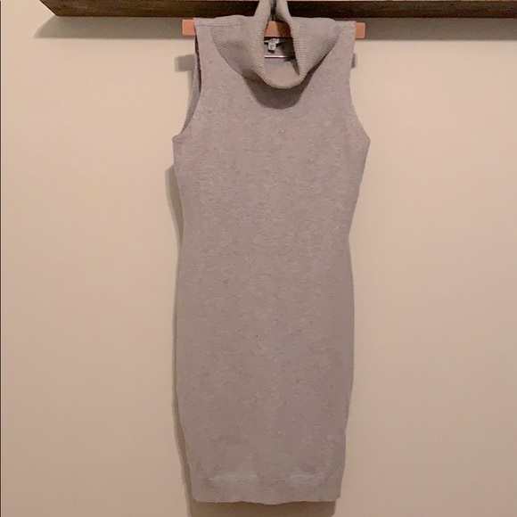 Guess dress - Picture 1 of 4
